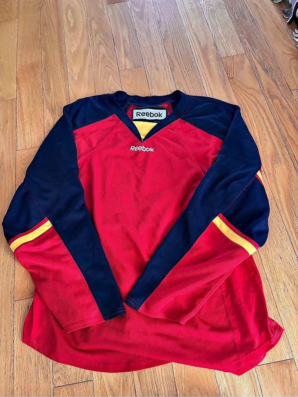 Reebok Color Block Hockey Jersey Red & Blue Size L